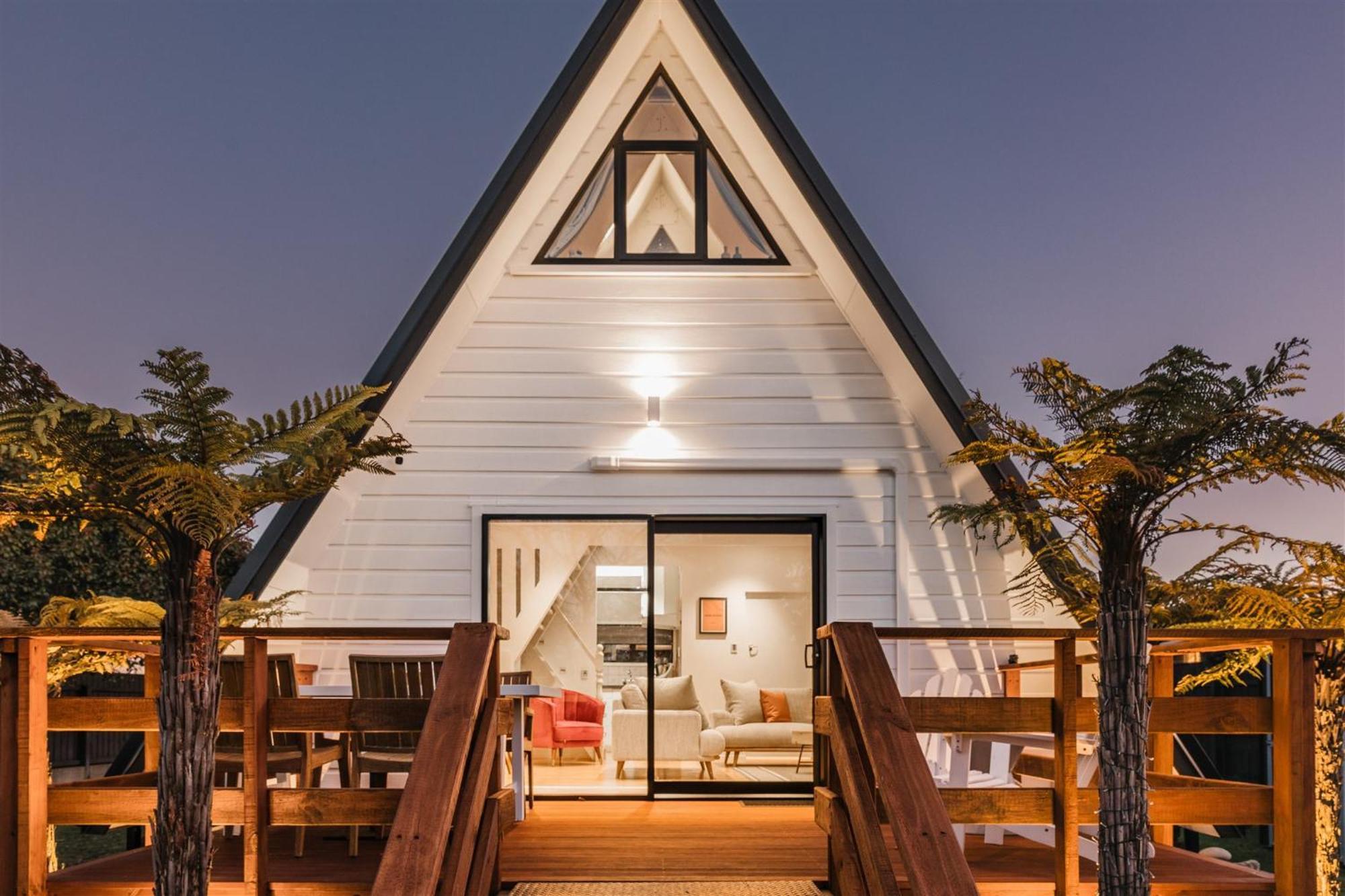 Villa Waterfront Living Redefined Westport Exterior foto